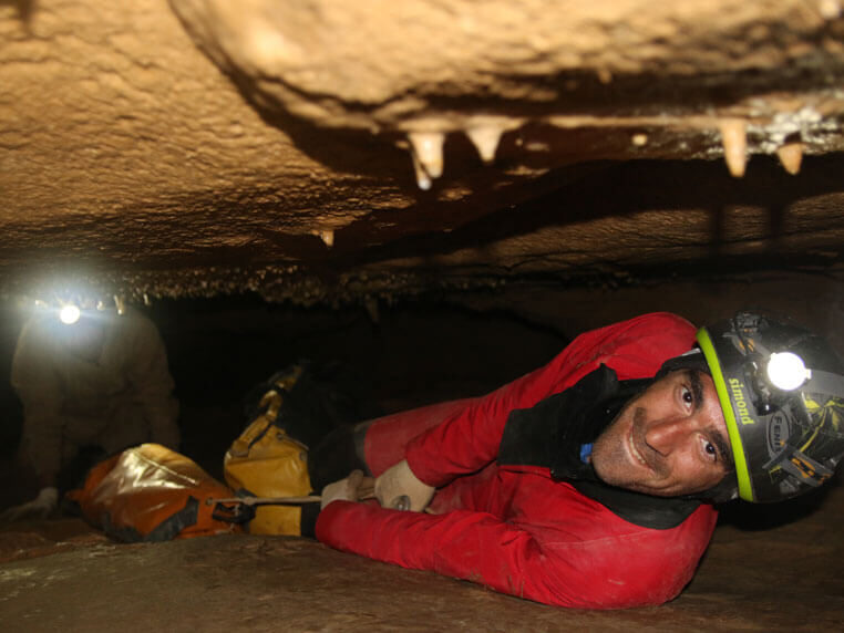 Cueva Laminetako sistemaa