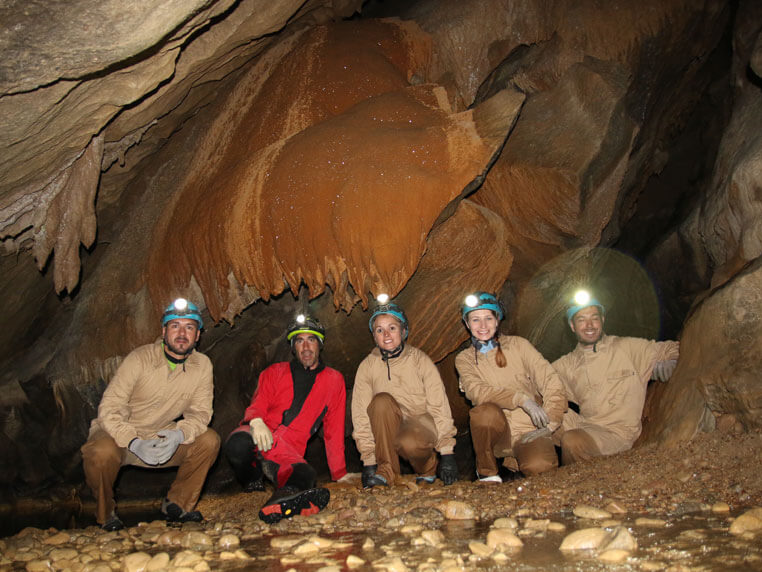 Cueva Laminetako sistemaa