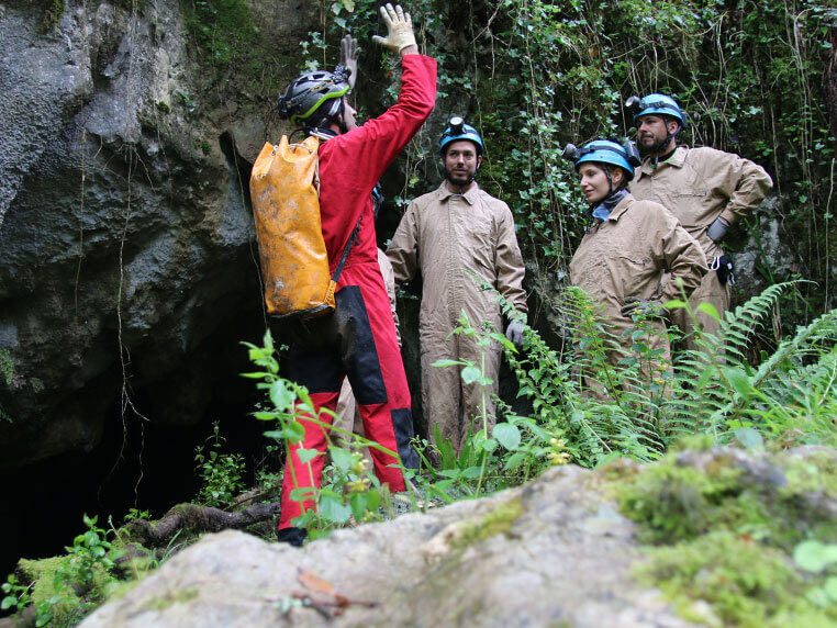 Cueva Laminetako sistemaa