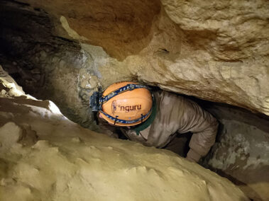 Espeleología en la Cueva AIXA I (Gipuzkoa)