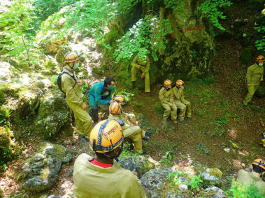 Espeleología en la Cueva Iguaran (Araba)
