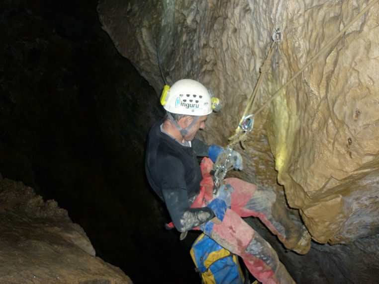 Curso técnico en Espeleología
