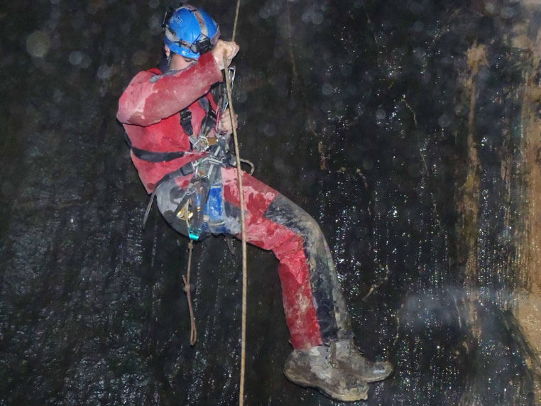 Curso técnico en Espeleología