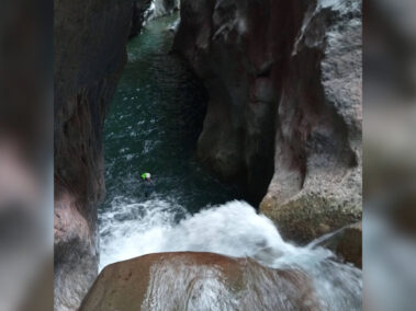  Descenso del Barranco Boca del Infierno (Pirineos)