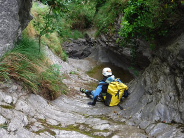  Descenso de Barranco Fuente El Haya (Araba)