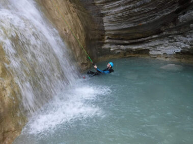 Descenso del Barranco D'os Lucars (Pirineos)