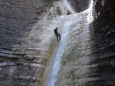 Descenso del Barranco D'os Lucars (Pirineos)