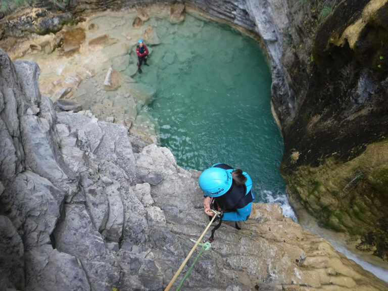  Descenso del Barranco D'os Lucars (Pirineos)