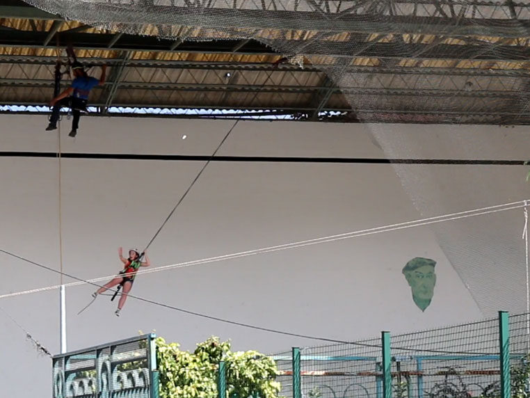 Salto pendular para eventos